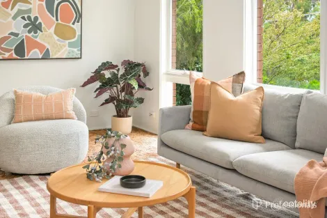 Property photo of 8 Eileen Grove Woori Yallock VIC 3139