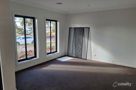 Property photo of 27 Edith Street Tarneit VIC 3029
