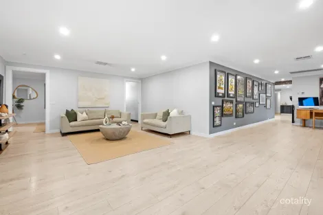 Property photo of 16 Woodhill Close Research VIC 3095