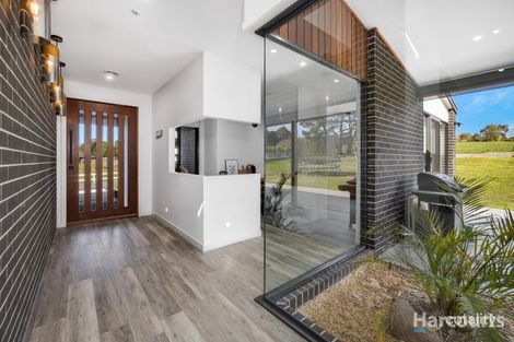 3/3 Lindenell Dr, Drouin, VIC 3818