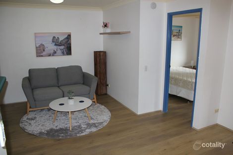 Property photo of 33/11-17 Philip Avenue Broadbeach QLD 4218
