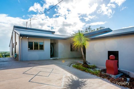 Property photo of 18 Koppen Terrace Mooroobool QLD 4870
