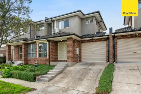 3/6 The Embankment, Kurunjang, VIC 3337