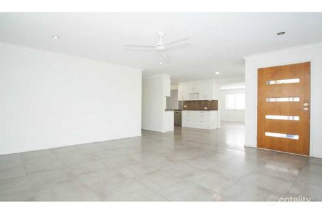 Property photo of 26 Ashgrove Avenue Runaway Bay QLD 4216
