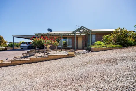 Property photo of 18-20 Clinton Road Maitland SA 5573