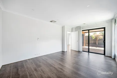 Property photo of 12 Hallowglen Drive Wollert VIC 3750