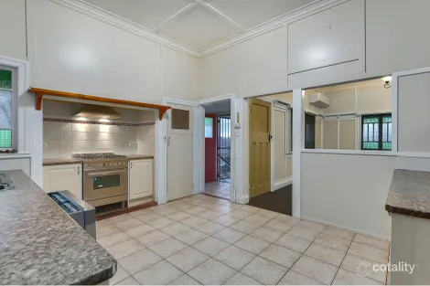 Property photo of 90 Lansdowne Street Newmarket QLD 4051