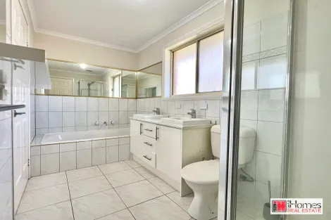 Property photo of 2/26 Jasmine Drive Mill Park VIC 3082