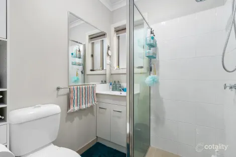 Property photo of 2/49 Sweetwater Place Moe VIC 3825