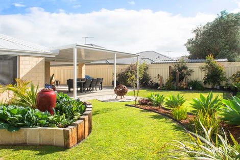 Property photo of 11 Captain Gill Brace Broadwater WA 6280