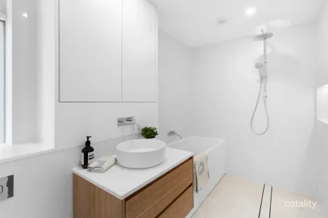 Property photo of 6/1-3 Elamang Avenue Kirribilli NSW 2061