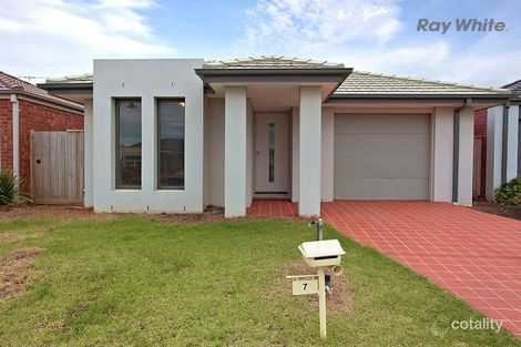 Property photo of 7 Hamish Drive Tarneit VIC 3029