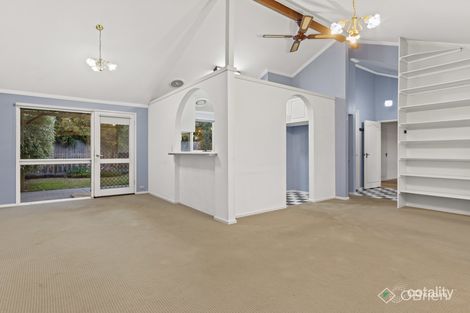Property photo of 3 Tudor Court Edithvale VIC 3196