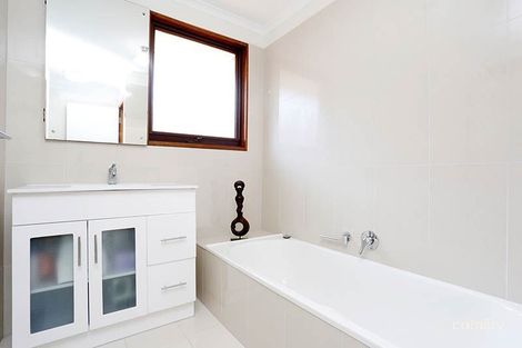 Property photo of 30 Bramley Crescent Wheelers Hill VIC 3150