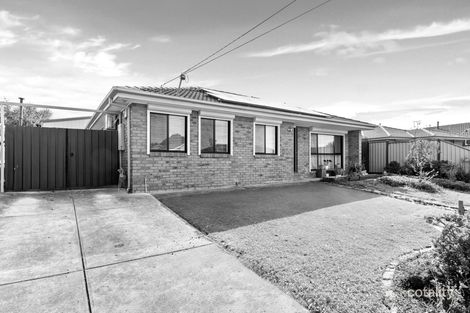 Property photo of 10 Shepherds Grove Kings Park VIC 3021