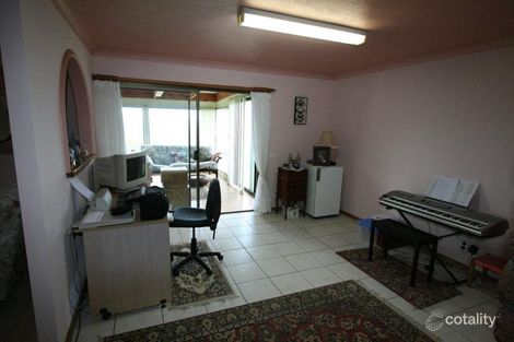 Property photo of 60 North Road Lower Beechmont QLD 4211