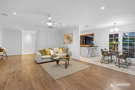 Property photo of 3 Tulong Close Mooroolbark VIC 3138