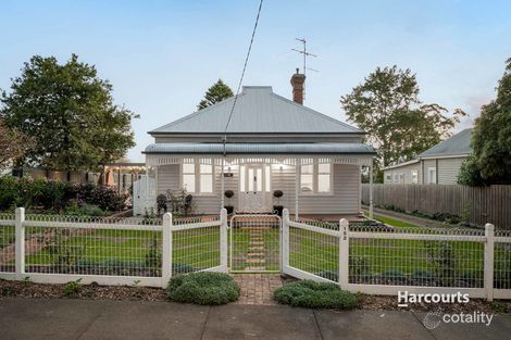 Property photo of 152 Princes Way Drouin VIC 3818