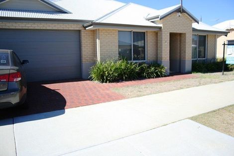 1/43 Towncentre Dr, Thornlie, WA 6108