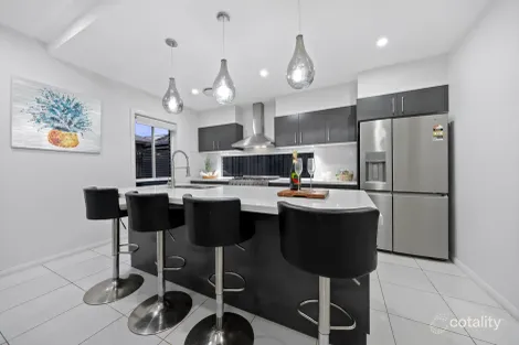 Property photo of 12 Weaver Road Edmondson Park NSW 2174