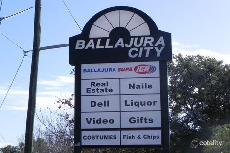 15 Illawarra Cres N, Ballajura, WA 6066