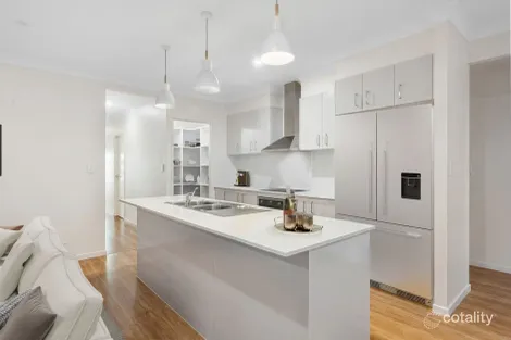 Property photo of 26 Solar Circuit Spring Mountain QLD 4300