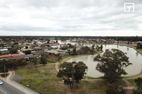 Property photo of 18 Mallacoota Drive Kialla VIC 3631
