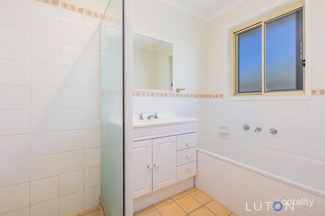 Property photo of 17 Fairlight Street Dunlop ACT 2615