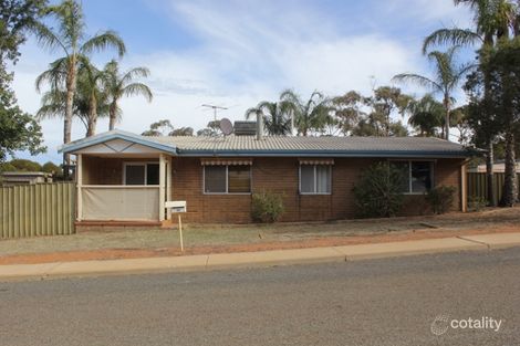 35 Larkin St, Kambalda East, WA 6442