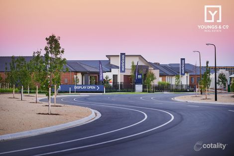 Property photo of 18 Mallacoota Drive Kialla VIC 3631