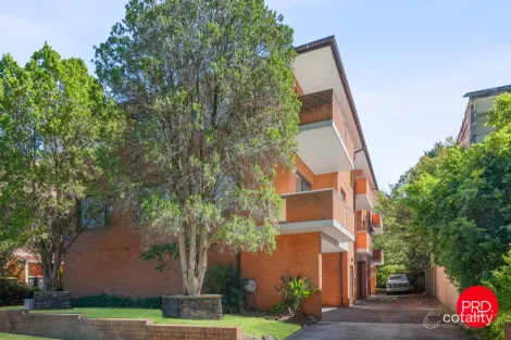 4/55 Hampton Court Rd, Carlton, NSW 2218