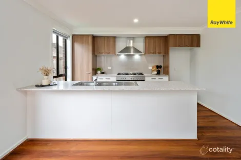 Property photo of 15 Dhalla Street Thornhill Park VIC 3335