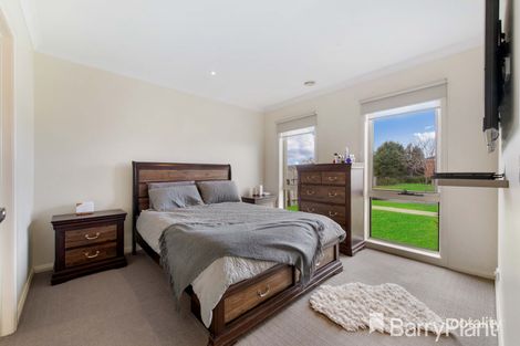 Property photo of 10 Fetlock Drive Truganina VIC 3029