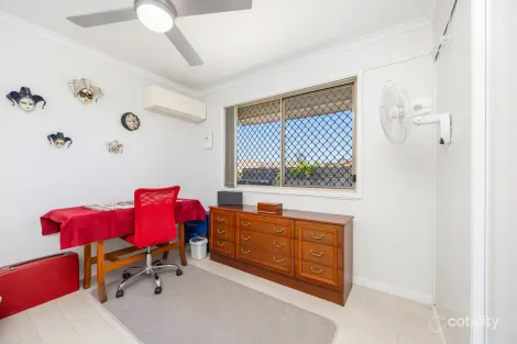 Property photo of 68 Moonstone Drive Urangan QLD 4655