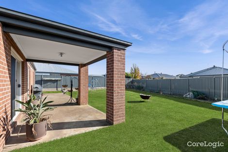 Property photo of 30 Triandra Avenue Romsey VIC 3434