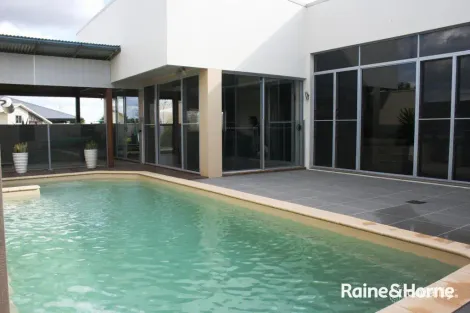 Property photo of 24 Bernard Crescent Kingaroy QLD 4610