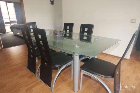 Property photo of 5 Koroit Place Taylors Lakes VIC 3038