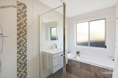 Property photo of 46 Yabbarra Drive Dalmeny NSW 2546