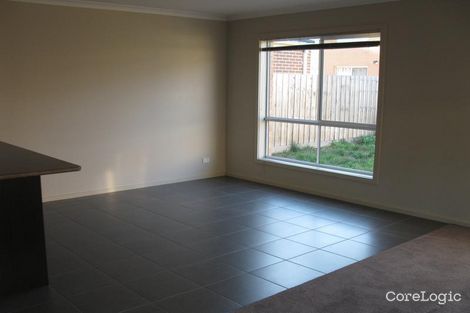 Property photo of 14 Skein Street Point Cook VIC 3030