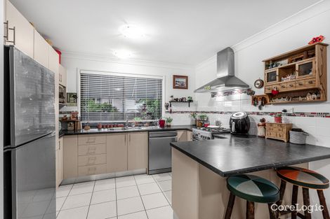 Property photo of 16 Saint Catherines Terrace Wynnum QLD 4178