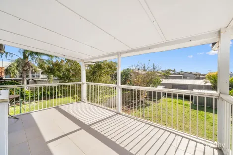 1/14 James St, Scarborough, QLD 4020