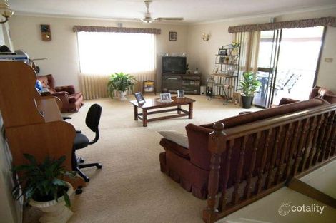 Property photo of 196 Sun Valley Road Kin Kora QLD 4680