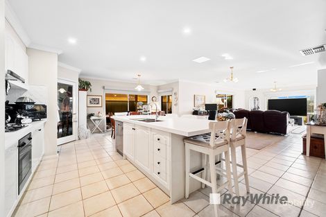 Property photo of 1 Meadow Croft Court Cranbourne East VIC 3977