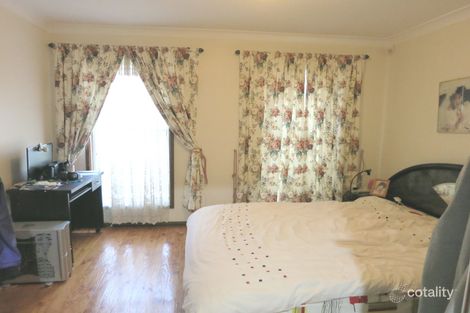 Property photo of 10 Newcastle Street Wakeley NSW 2176