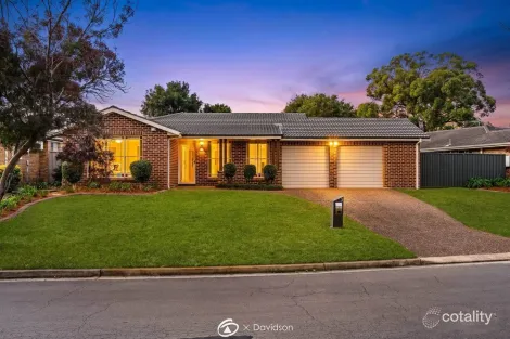 3 Conferta Ct, Wattle Grove, NSW 2173