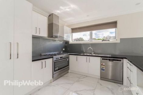 Property photo of 1 Elmstead Court Ferntree Gully VIC 3156