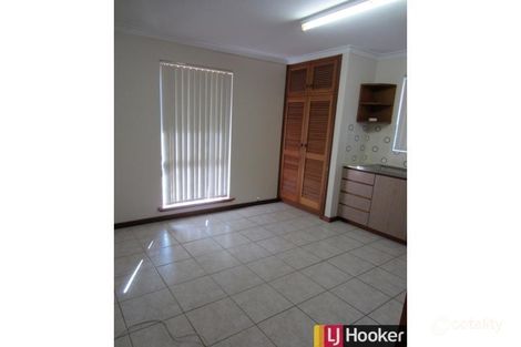 Property photo of 14 Wellya Crescent South Yunderup WA 6208