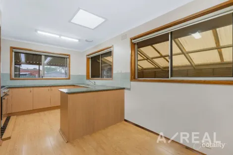 Property photo of 18 Hampstead Drive Hoppers Crossing VIC 3029