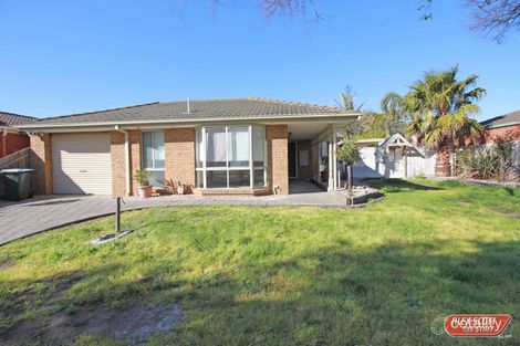 Property photo of 4 Maureen Court Narre Warren VIC 3805