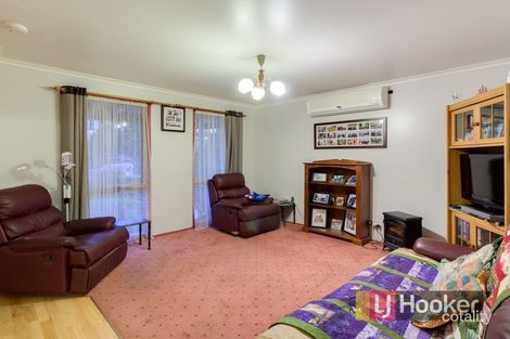 Property photo of 31 Meredith Crescent Hampton Park VIC 3976